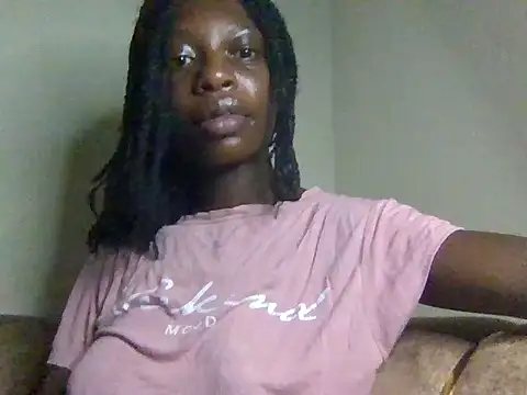 Snapshot of miss_petite0 chatting on 23, 5, 2026 miss petite0 online show from 23, 5, 2026