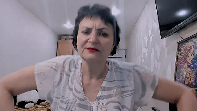 Snapshot of Helen_Beller chatting on 16, 5, 2026 Helen Beller online show from 16, 5, 2026