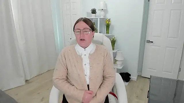 Snapshot of Vika73 chatting on 11, 3, 2025 Vika73 online show from 11, 3, 2025