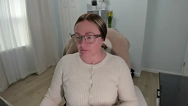 Snapshot of Vika73 chatting on 16, 3, 2025 Vika73 online show from 16, 3, 2025