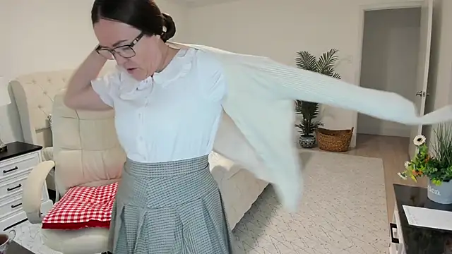 Vika73 online show from 13, 3, 2026