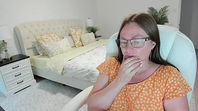 Vika73 online show from 6, 6, 2026