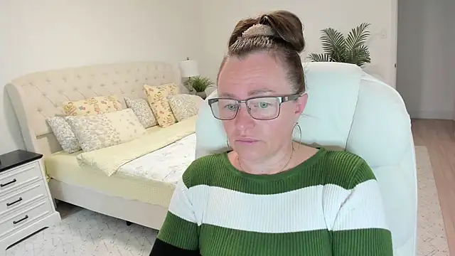 Vika73 online show from 10, 6, 2026