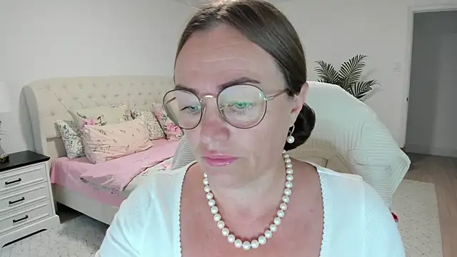 Vika73 online show from 23, 7, 2026