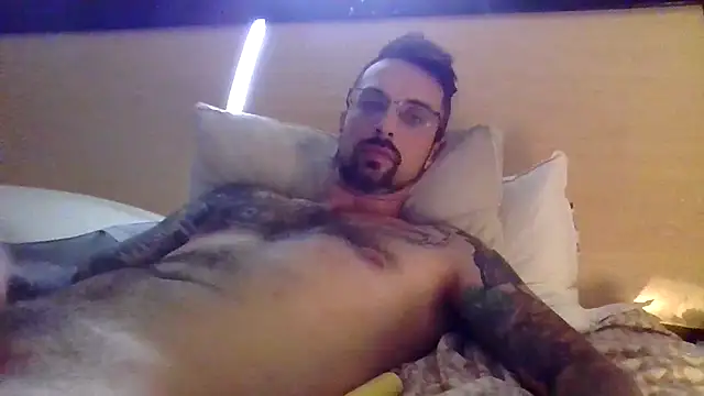 Snapshot of MrDGrey chatting on 2, 7, 2026 MrDGrey online show from 2, 7, 2026