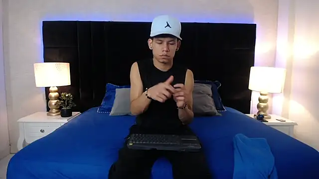 Snapshot of ThiagoFerrer_ chatting on 30, 5, 2026 ThiagoFerrer online show from 30, 5, 2026