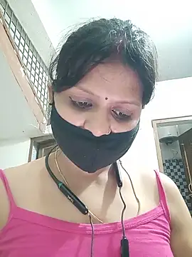 ZOYA-STRIP online show from 9, 6, 2026