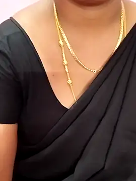 Snapshot of Tamil_Hot_Kulfi chatting on 6, 6, 2026 Tamil Hot Kulfi online show from 6, 6, 2026