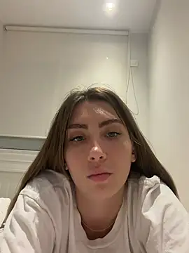 Snapshot of perrine_offf chatting on 19, 7, 2026 perrine offf online show from 19, 7, 2026