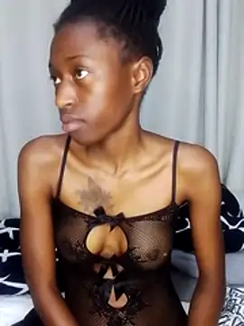 Snapshot of MyrahEbony chatting on 28, 6, 2026 MyrahEbony online show from 28, 6, 2026