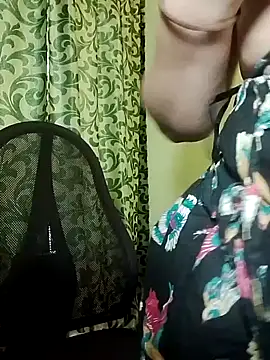 Snapshot of MiaRox chatting on 24, 5, 2026 MiaRox online show from 24, 5, 2026