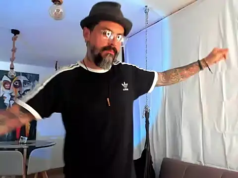 Miguel angeel  online show from 13, 6, 2026