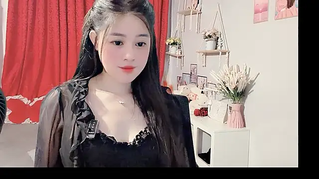 Snapshot of Bee-Cherry chatting on 5, 6, 2026 Bee-Cherry online show from 5, 6, 2026