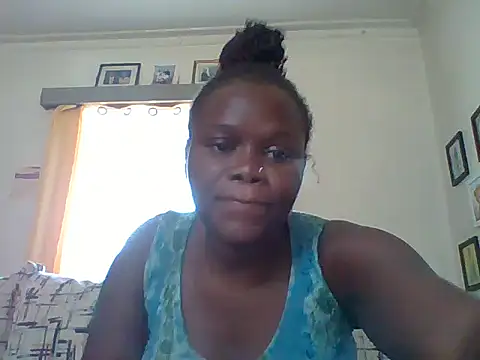 Snapshot of PinkyMonique chatting on 11, 6, 2026 PinkyMonique online show from 11, 6, 2026