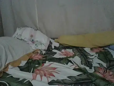 Snapshot of assqueenlovely chatting on 9, 7, 2026 assqueenlovely online show from 9, 7, 2026
