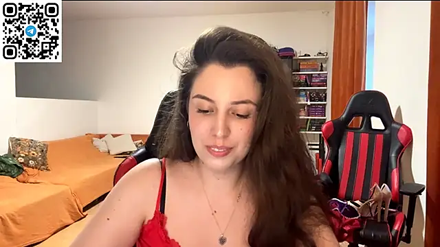 Snapshot of SweetFenomen67 chatting on 29, 6, 2026 SweetFenomen67 online show from 29, 6, 2026