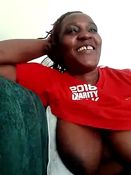Snapshot of Queeny12 chatting on 23, 6, 2026 Queeny12 online show from 23, 6, 2026