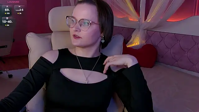 Snapshot of AgnesRay chatting on 8, 6, 2026 AgnesRay online show from 8, 6, 2026