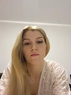 HotBlondie69 online show from 28, 6, 2026