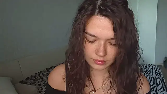 Vicki queen online show from 27, 6, 2026