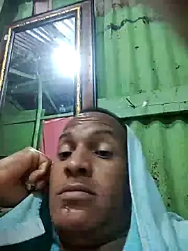 Snapshot of luis391986 chatting on 20, 5, 2026 luis391986 online show from 20, 5, 2026