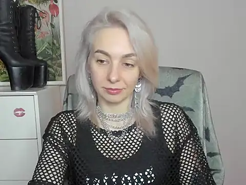 Snapshot of velvetanne chatting on 11, 6, 2026 velvetanne online show from 11, 6, 2026