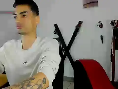 Snapshot of the_boy_liam chatting on 19, 5, 2026 the boy liam online show from 19, 5, 2026