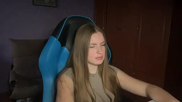 SilkSinner  online show from 15, 6, 2026