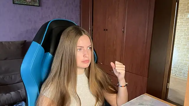 SilkSinner  online show from 13, 7, 2026