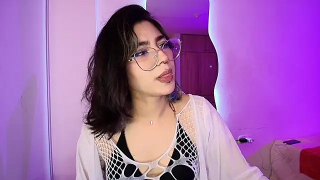 Snapshot of Alejaa_storm chatting on 10, 6, 2026 Alejaa storm online show from 10, 6, 2026