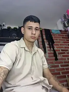 Snapshot of tom_latin chatting on 12, 7, 2026 tom latin online show from 12, 7, 2026