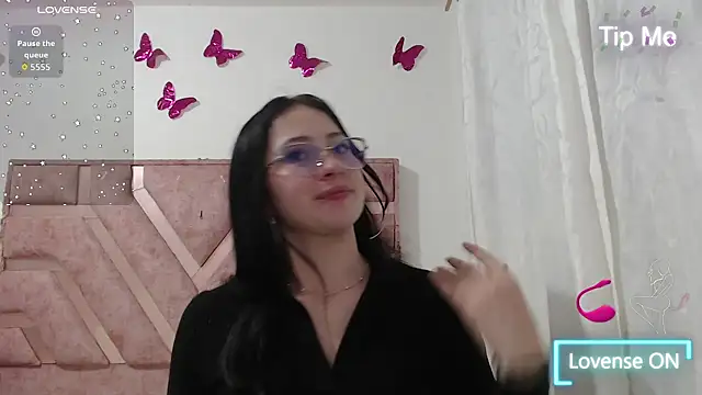 Snapshot of Angel-Hott_ chatting on 2, 7, 2026 Angel-Hott online show from 2, 7, 2026