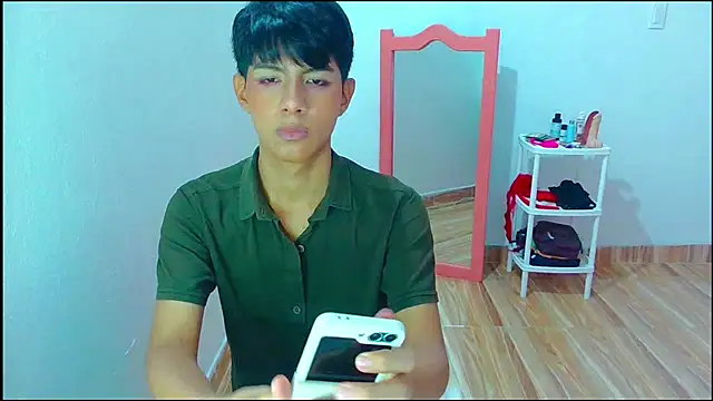 Snapshot of phuwin_bj chatting on 26, 5, 2026 phuwin bj online show from 26, 5, 2026