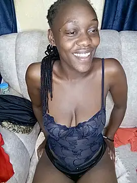 Snapshot of Paulahaze chatting on 3, 6, 2026 Paulahaze online show from 3, 6, 2026