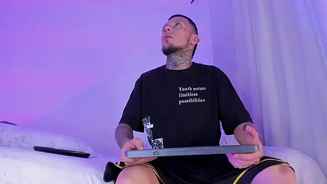  Kevin xxx online show from 6, 3, 2025