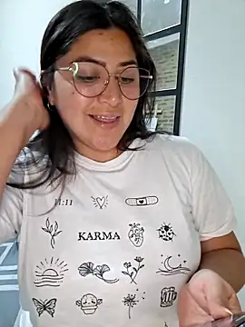 Snapshot of morena95_ chatting on 6, 6, 2026 morena95 online show from 6, 6, 2026