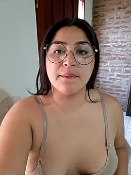 Snapshot of morena95_ chatting on 6, 6, 2026 morena95 online show from 6, 6, 2026
