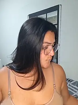 Snapshot of morena95_ chatting on 7, 6, 2026 morena95 online show from 7, 6, 2026
