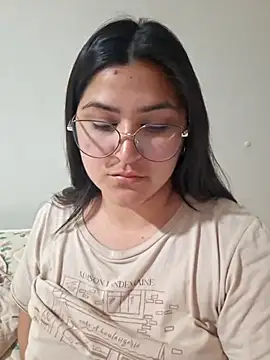 Snapshot of morena95_ chatting on 29, 6, 2026 morena95 online show from 29, 6, 2026