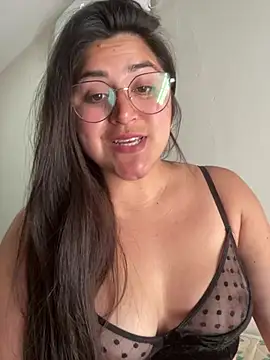 Snapshot of morena95_ chatting on 14, 7, 2026 morena95 online show from 14, 7, 2026
