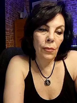 Snapshot of SannyMI-LF chatting on 4, 7, 2026 SannyMI-LF online show from 4, 7, 2026