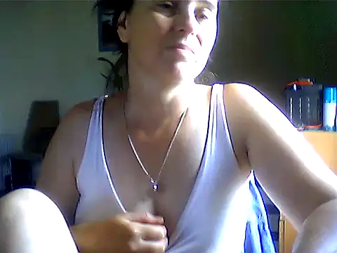 Snapshot of AniaCool77 chatting on 18, 6, 2026 AniaCool77 online show from 18, 6, 2026