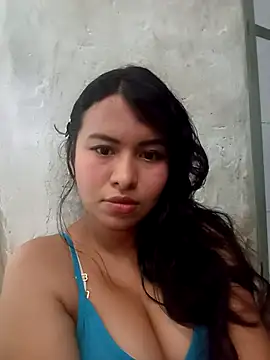 Snapshot of rosaliaex chatting on 28, 5, 2026 rosaliaex online show from 28, 5, 2026