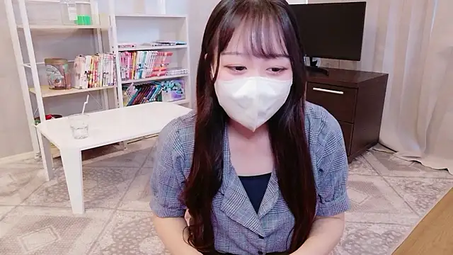 Snapshot of Mei--chan-- chatting on 21, 7, 2026 Mei--chan-- online show from 21, 7, 2026