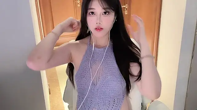 Snapshot of April_UU chatting on 25, 5, 2026 April UU online show from 25, 5, 2026