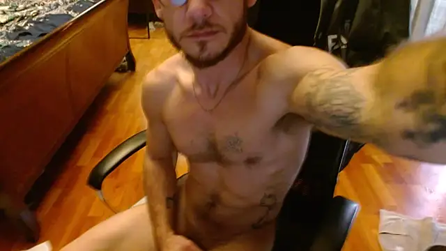 Clevername90 online show from 10, 2, 2025