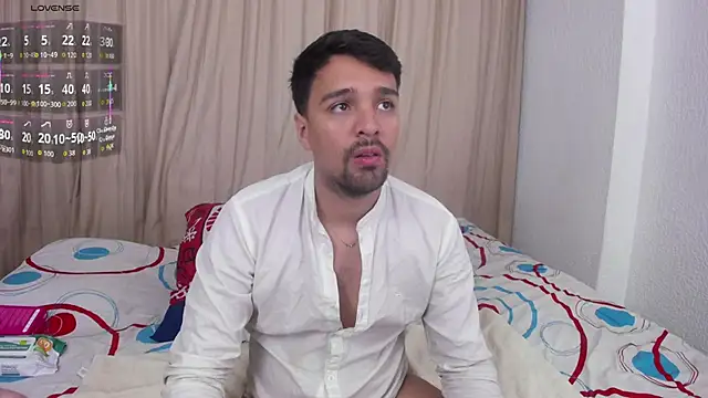 Snapshot of max_ed chatting on 31, 5, 2026 max ed online show from 31, 5, 2026