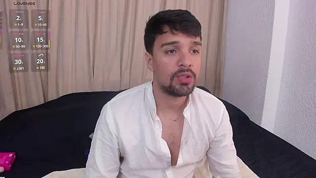 Snapshot of max_ed chatting on 8, 6, 2026 max ed online show from 8, 6, 2026