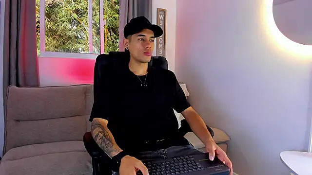 Snapshot of NickCopeer_ chatting on 21, 7, 2026 NickCopeer online show from 21, 7, 2026