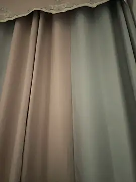 Snapshot of enen-123 chatting on 4, 6, 2026 enen-123 online show from 4, 6, 2026